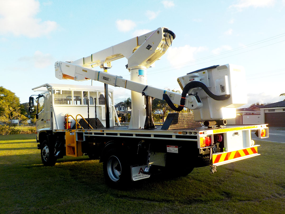 2-vst-52-aerial-access-versalift-ewp
